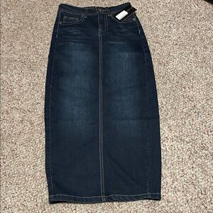 Carreli jeans Dark Blue maxi Denim stretchy Skirt with slit back center